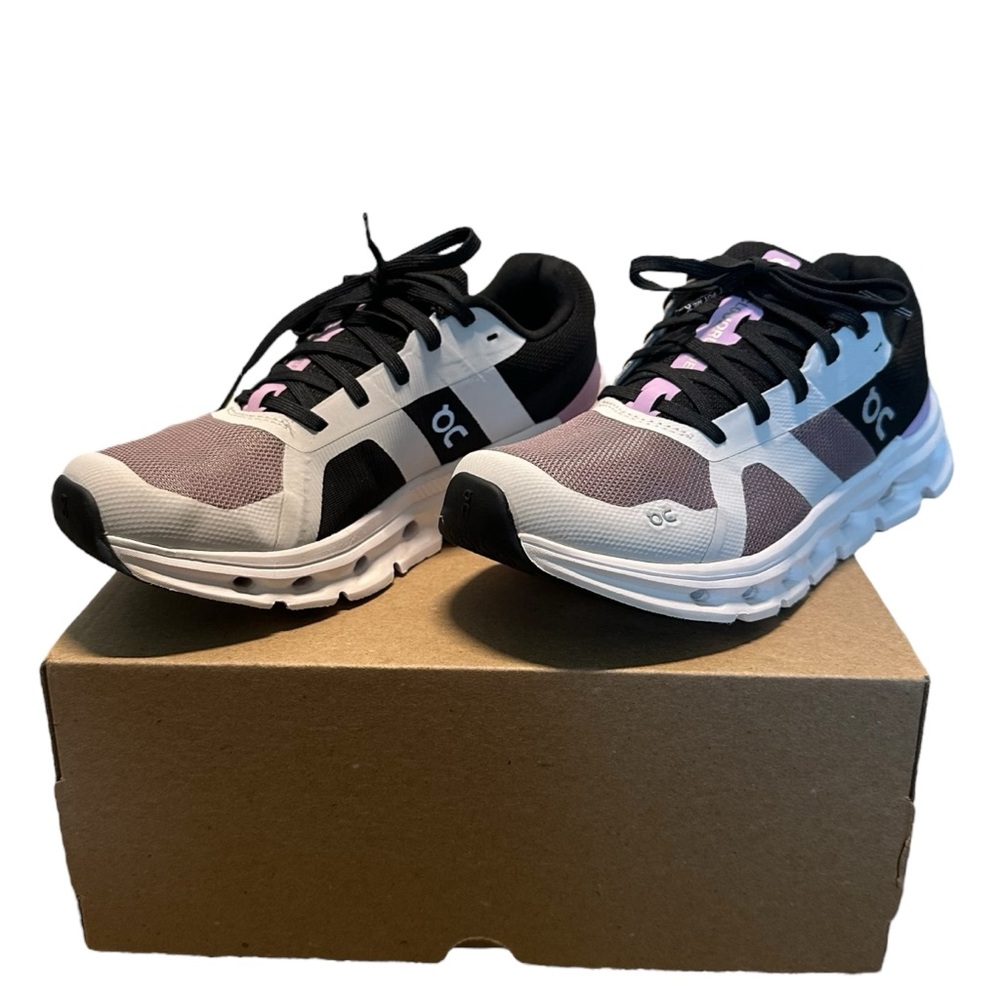 ON Cloudrunner Shoes- LIKE NEW
